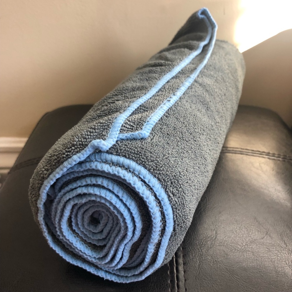 Youphoria Yoga Towel - Gray and blue